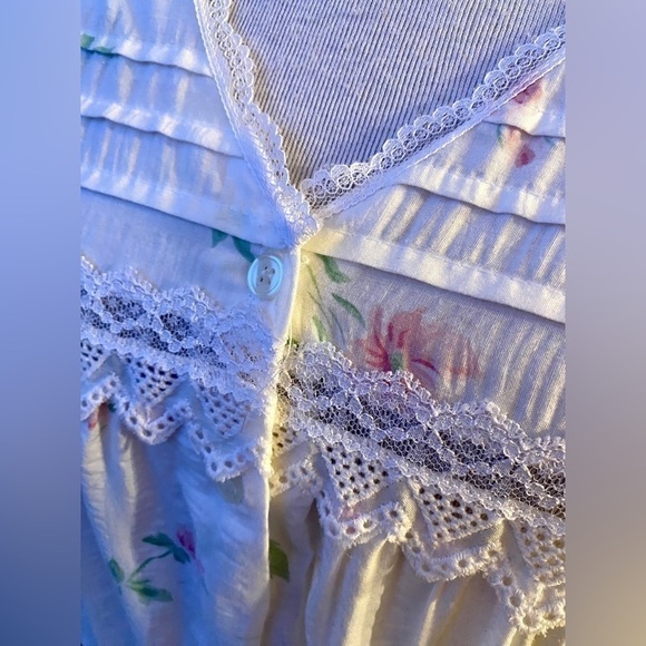 VTG Character Button Front Floral Roses Print Lace Eyelet Cotton House Coat Sz S - Picture 3 of 11